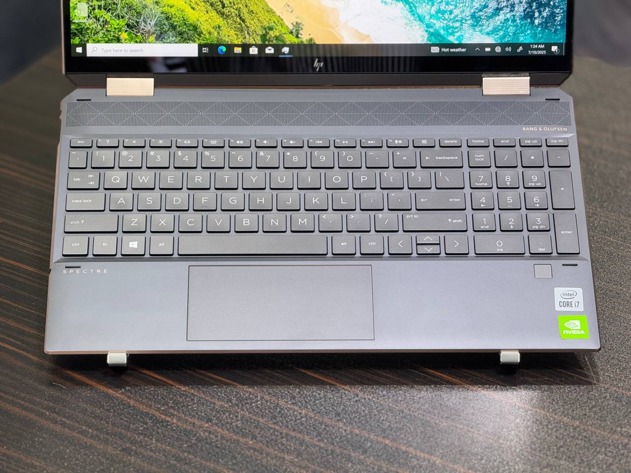 اچ‌پی اسپکتر ۱۵ ایکس ۳۶۰ - HP Spectre 15 x360